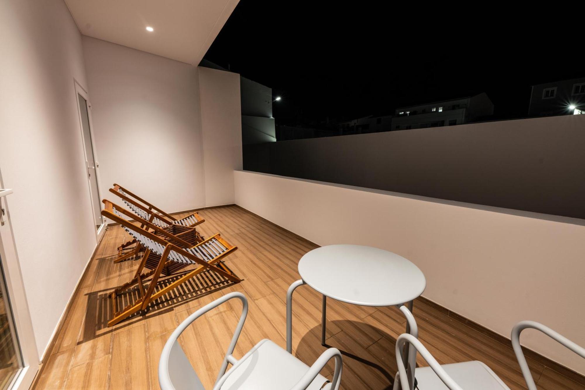 Brum Design Apartments ปอนตาเดลกาดา ภายนอก รูปภาพ