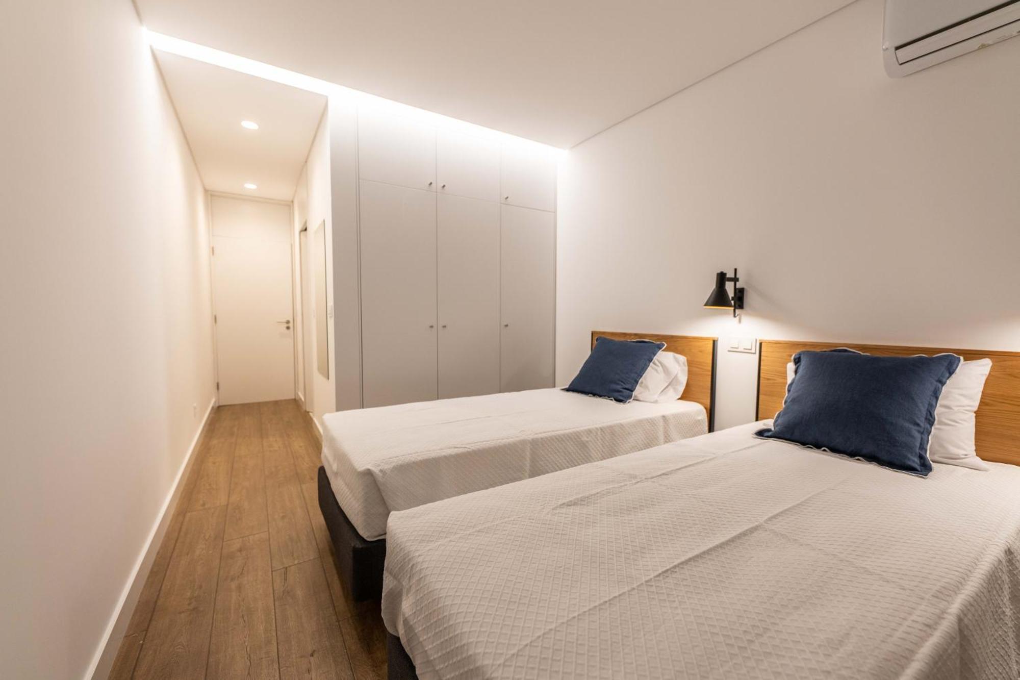 Brum Design Apartments ปอนตาเดลกาดา ภายนอก รูปภาพ